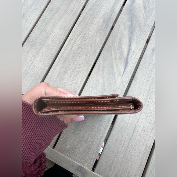 Authentix Burberry Beige and Brown Check Wallet - Picture 10 of 16